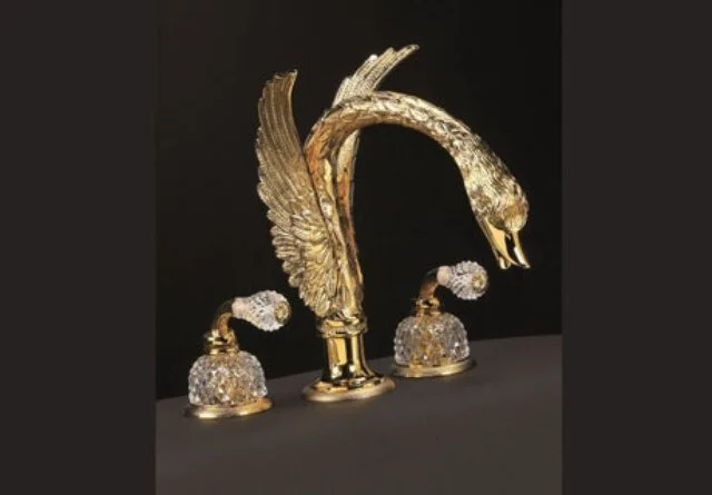 Смеситель для ванны Cristal-et-Bronze Cygne Aile Flamant 25005-39 золото