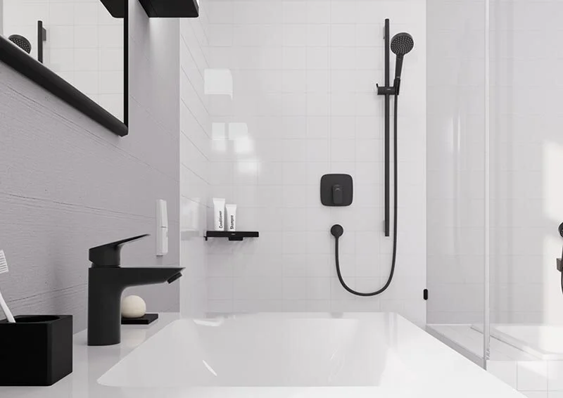 Смеситель для раковины Hansgrohe Logis 71101670 черный