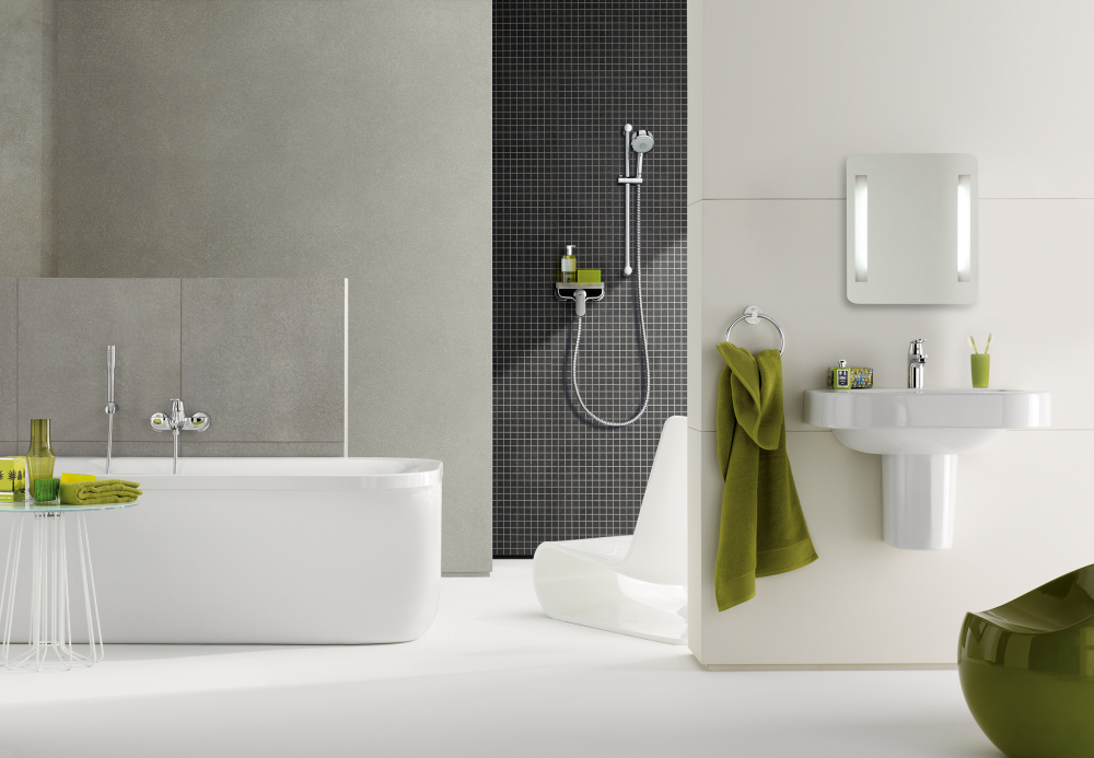 Смеситель Grohe Eurosmart Cosmopolitan 32832000 для ванны с душем