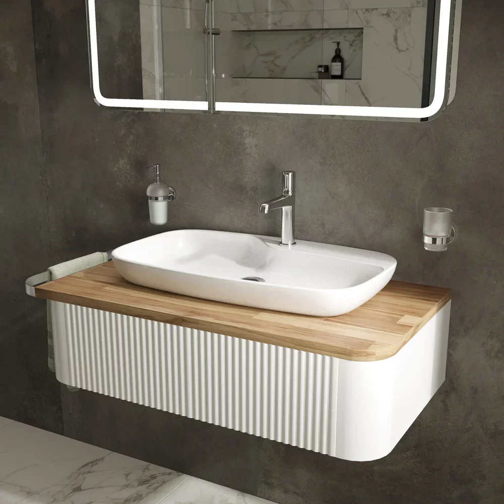 Дозатор для жидкого мыла Decor Banyo Alina A40 5012 хром