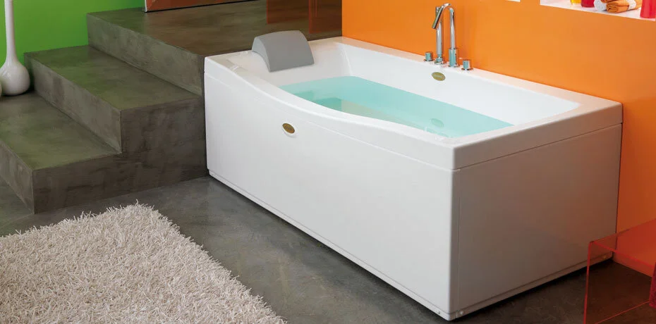 Акриловая ванна Jacuzzi Versa 9450-123A Sx/Dx белый