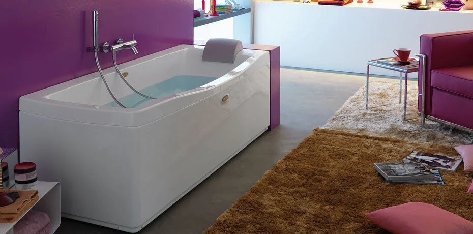 Акриловая ванна Jacuzzi Rivela 9450-048A Sx/Dx белый