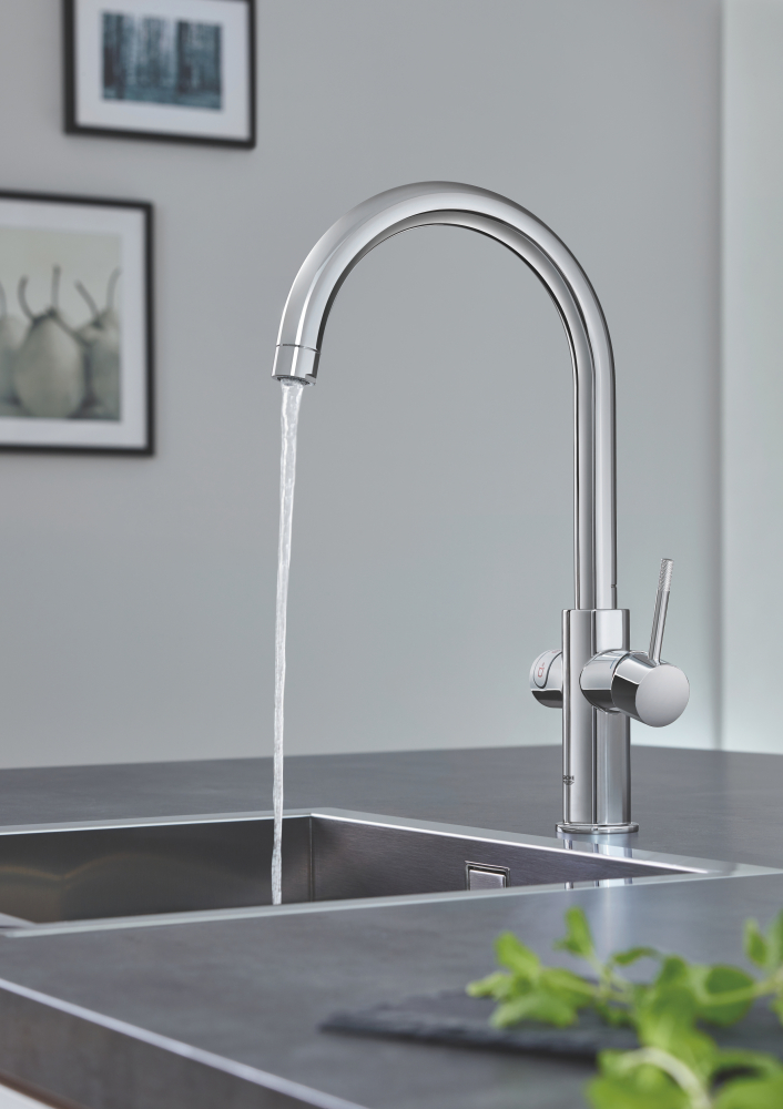 Смеситель Grohe Red II Duo 30079001 для кухонной мойки с водонагревателем