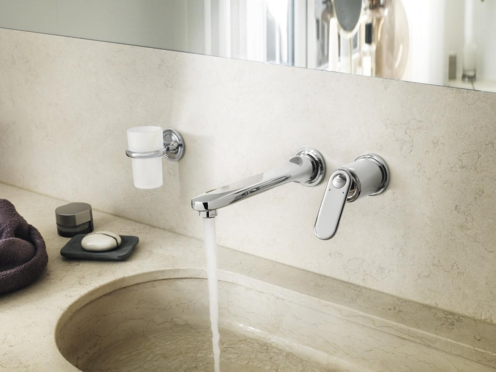 Смеситель для раковины Grohe Veris 19388000