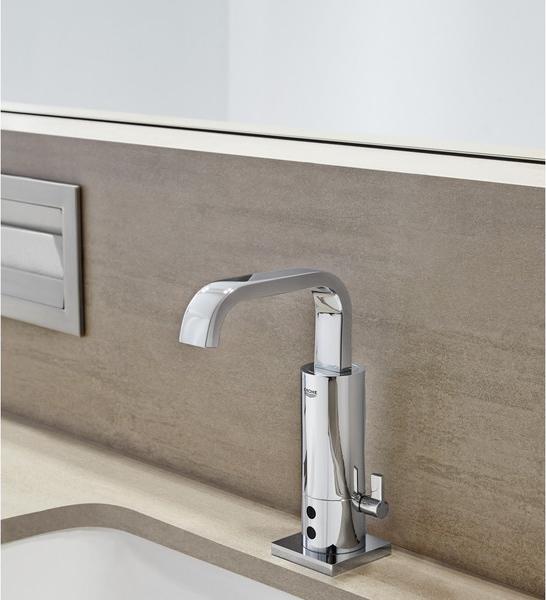 Смеситель для раковины Grohe Allure E 36095000