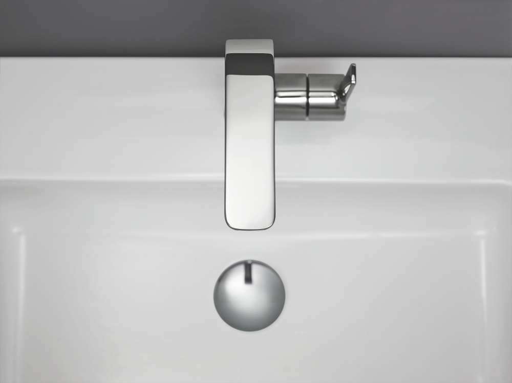 Смеситель Grohe Lineare New 23296001 для раковины