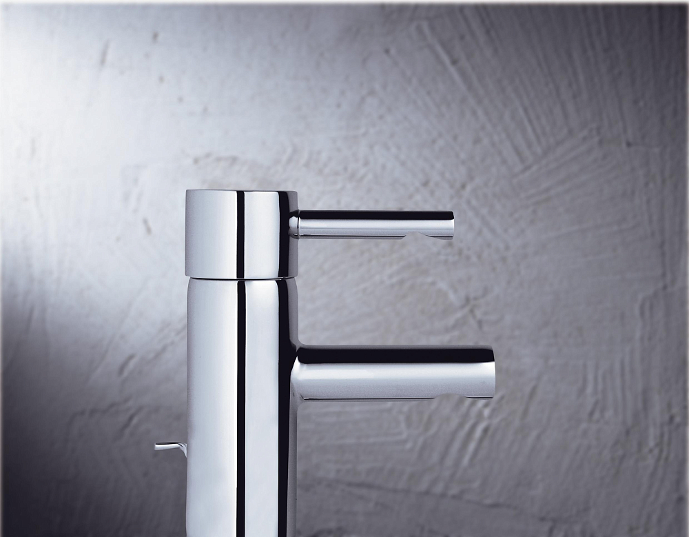 Смеситель для раковины Grohe Essence 33562000