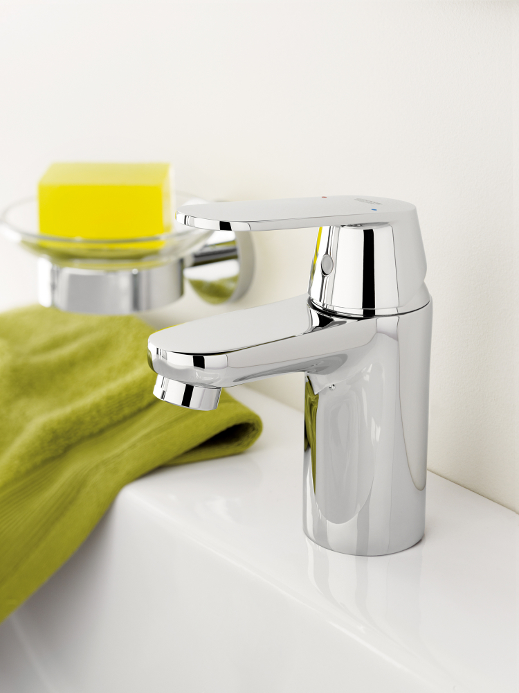 Смеситель Grohe Eurosmart Cosmopolitan 32824000 для раковины