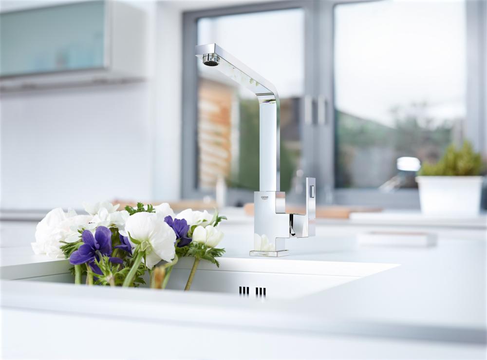 Смеситель Grohe Eurocube 31255000 для кухонной мойки