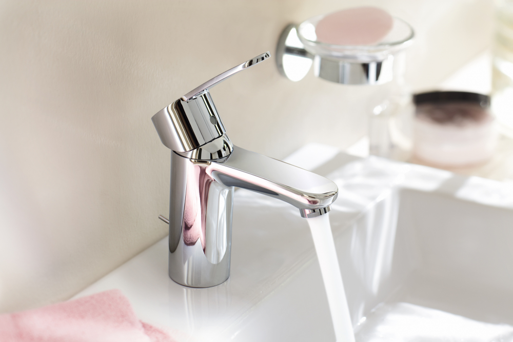 Смеситель Grohe Eurostyle Cosmopolitan 3355220E для раковины