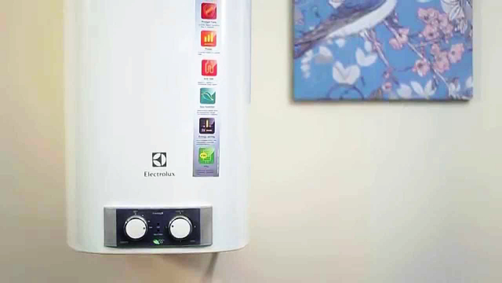 Водонагреватель Electrolux EWH 100 Formax