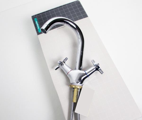 Смеситель Hansgrohe Logis Classic 71271000 для раковины